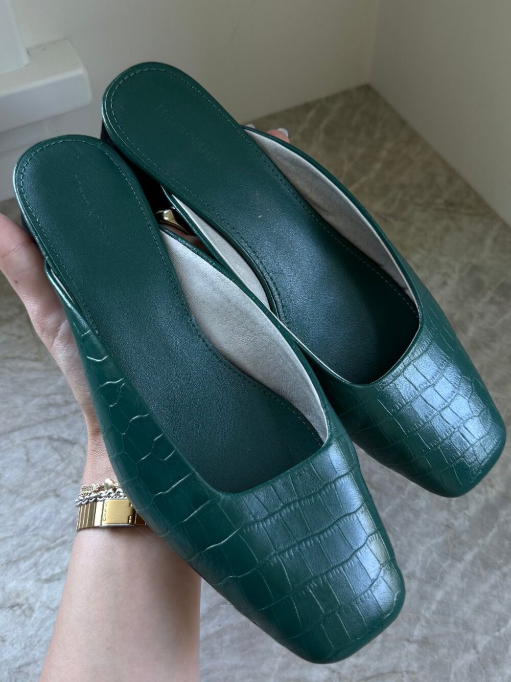 Mara & Mine Green Croc-Embossed Leather Heels Sz 6.5